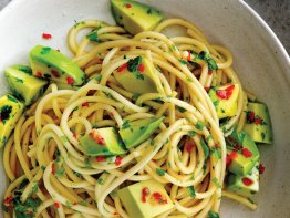 Spaghetti Aglio, Olio e GEM® Avocado